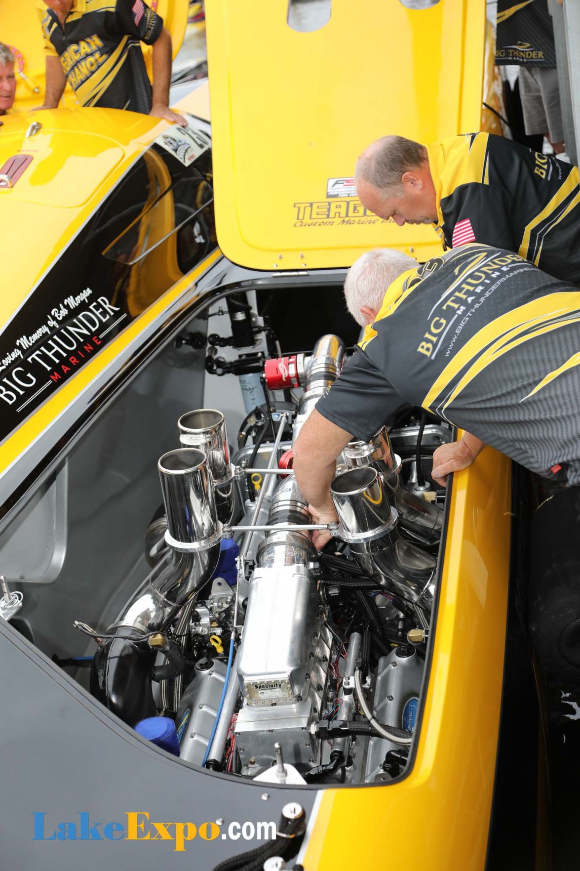 Shootout Boats In The Pits-11.jpg